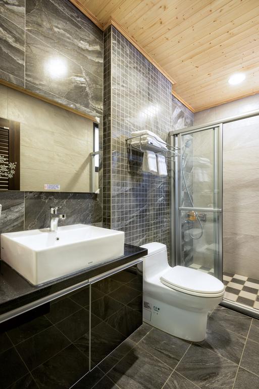 Iris Guest House Hualien City Exterior photo